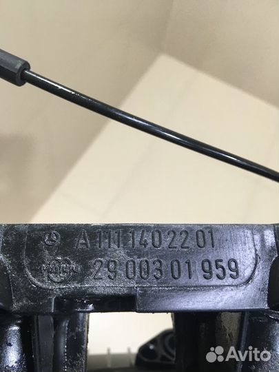 Впускной коллектор Mercedes W202 A1111402201