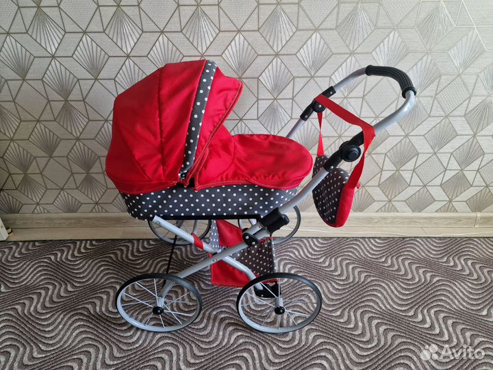 Коляска для кукол