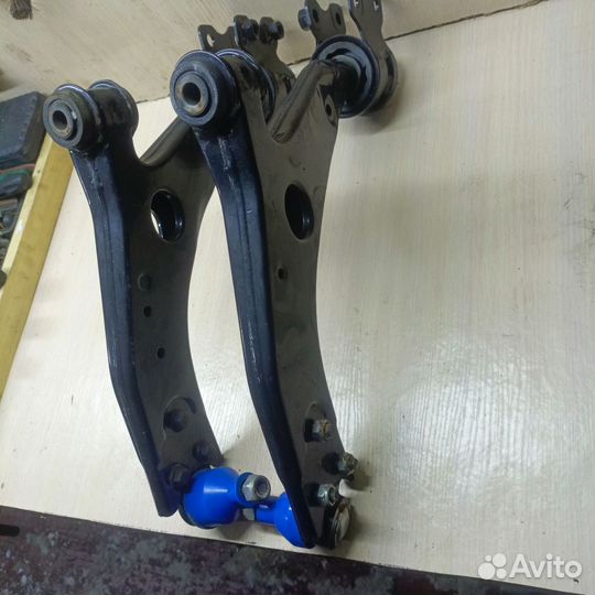 Рычаги передней подвески Ford Focus 2