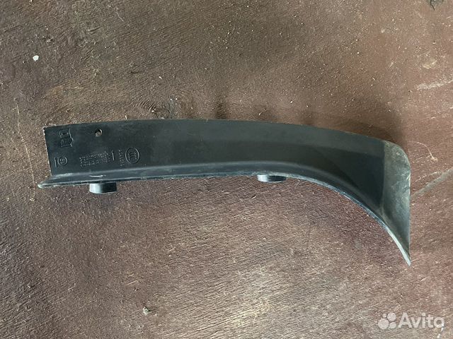 Накладка фонаря Skoda Octavia задняя левая