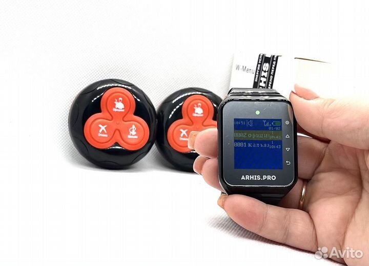 Кнопка и часы пейджер вызов официанта. Комплект