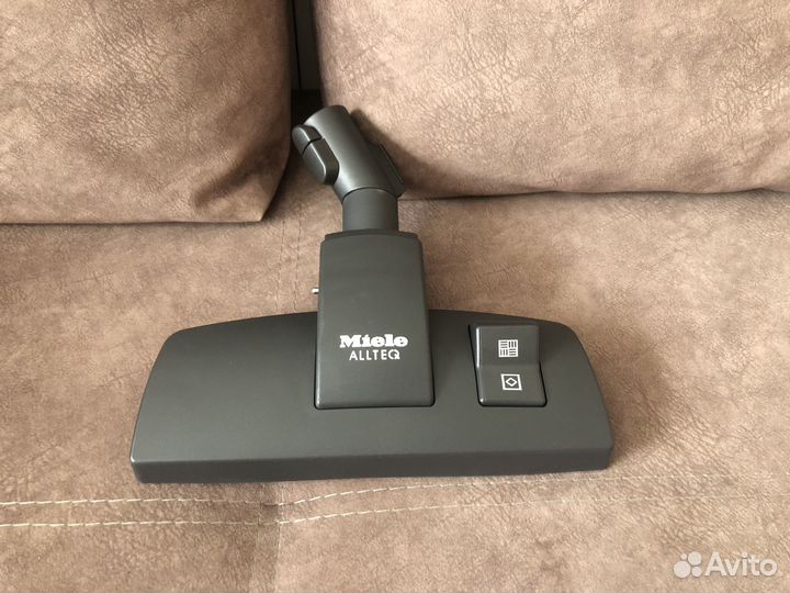 Щётка насадка для пылесосов Miele AllTeQ SBD