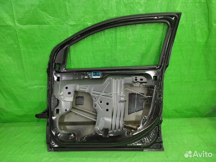 Дверь передняя правая PXR/QXR Dodge Caliber 06-11