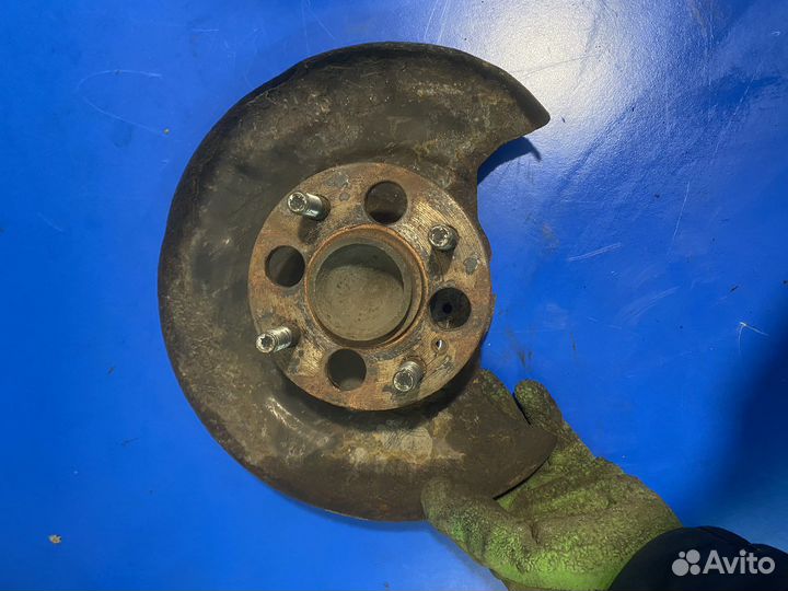 Ступица задняя правая левая hyundai solaris 1