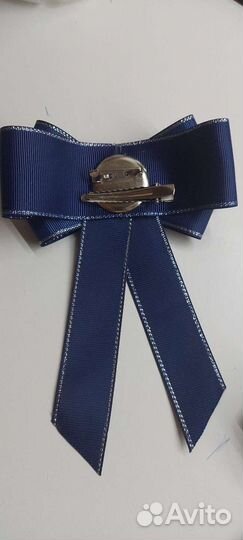 Брошь галстук для школы