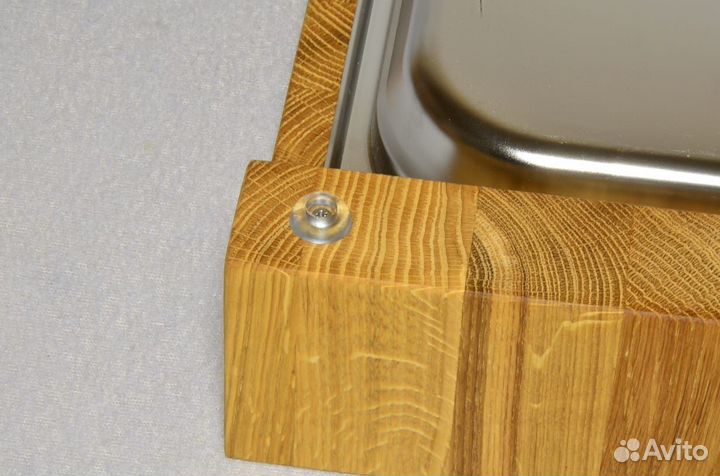 Торцевая разделочная доска с гастроемкостью