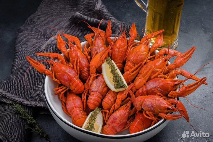 Рак живой и вареный