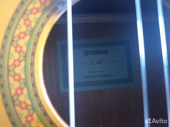 Гитара yamaha c40