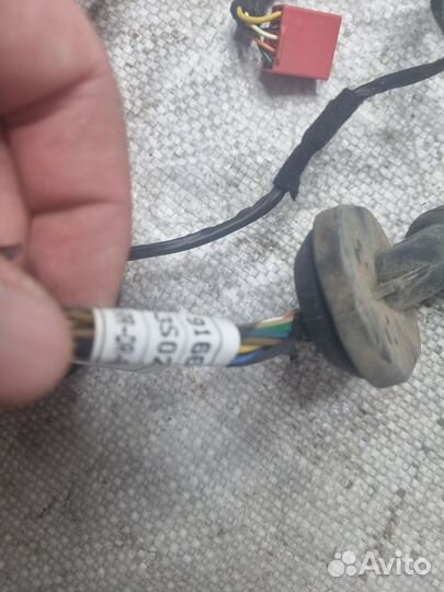 Проводка двери задней правой Хендай Соната 6