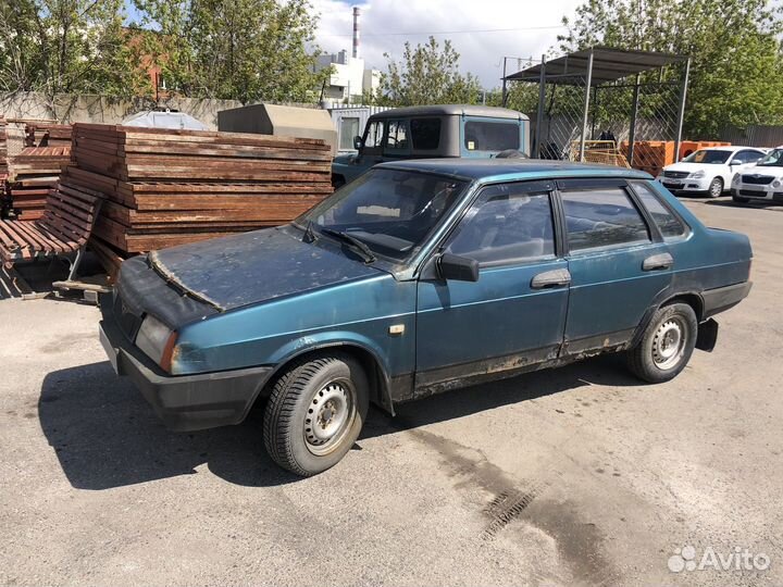 ВАЗ 21099 1.5 МТ, 1999, 300 000 км