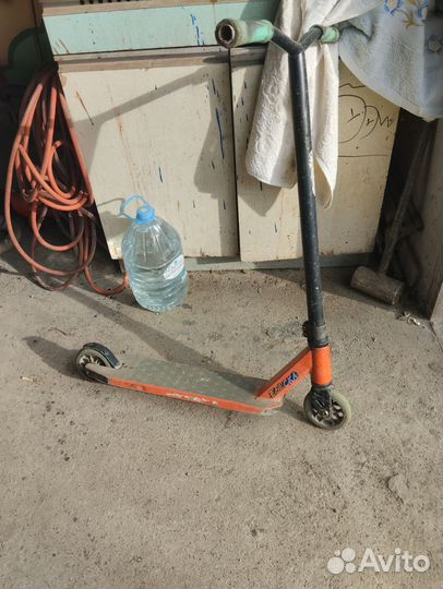 Трюковой самокат