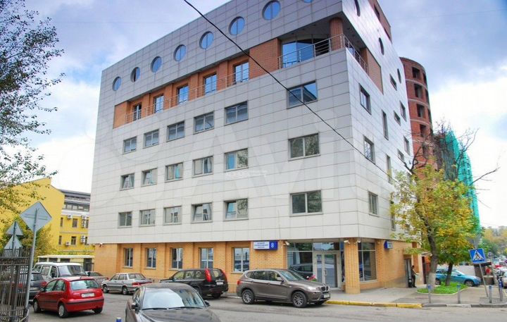 Здание с подземным паркингом на Курской