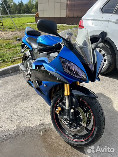 Yamaha R6