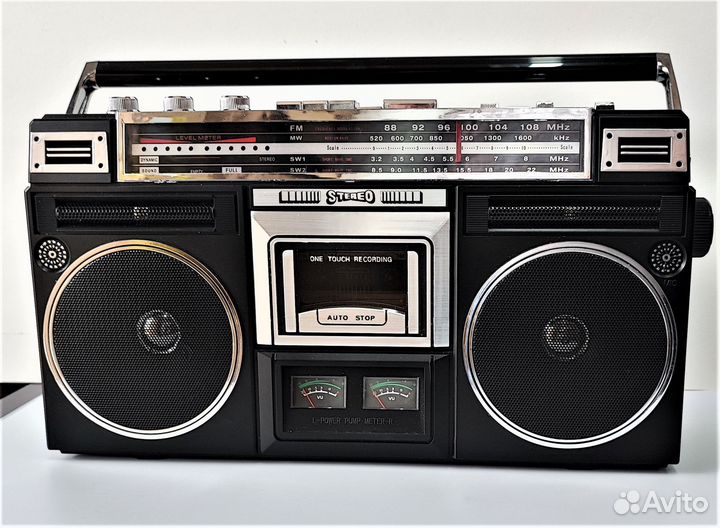 Кассетная магнитола eletrее HS-8922