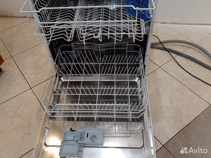 Посудомоечная машина Indesit 60 см