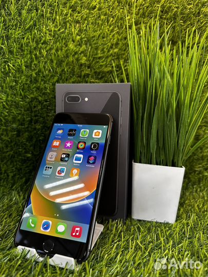 iPhone 8 Plus, 64 ГБ