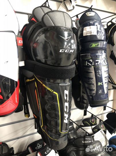 Щитки ccm tacks 9080 SR (16) и JR (12)