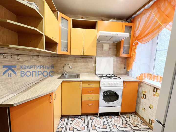 1-к. квартира, 30 м², 4/5 эт.