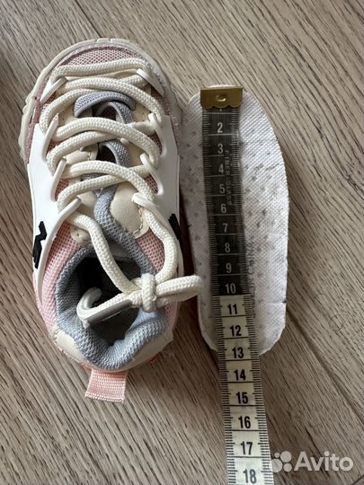 Кроссовки для девочки 22 размер
