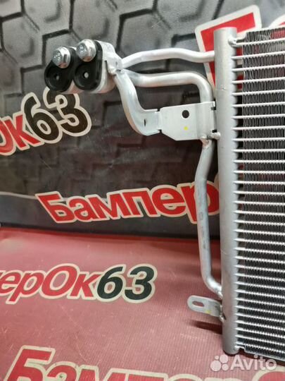 Радиатор кондиционера передний Volkswagen Polo