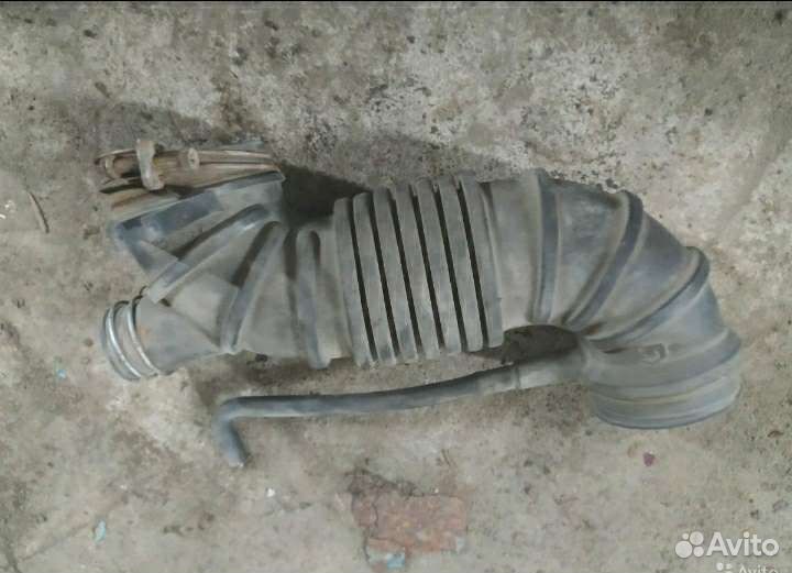 Гофра воздушного фильтра Mitsubishi Space Wagon