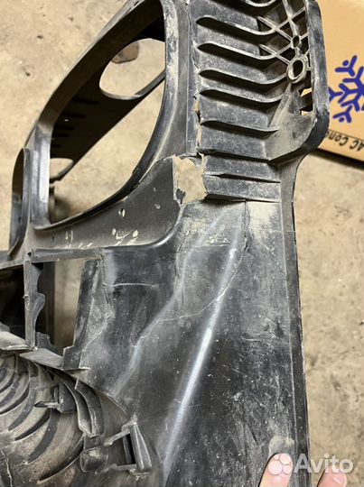 Панель пердняя BMW X5 E70