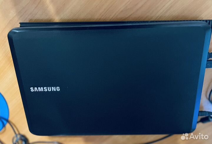 Ноутбук samsung R530