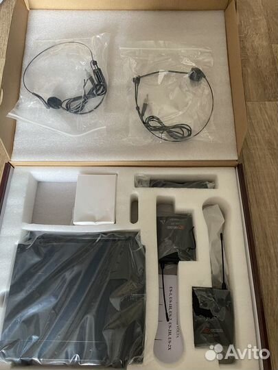 Продам профессиональную микрофонную радиосистему с