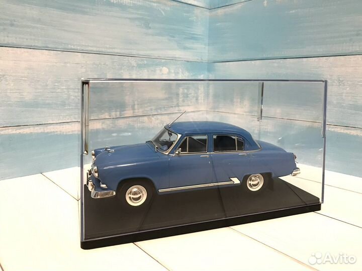 Модель Волга газ-21 в боксе 1/24 Hachette