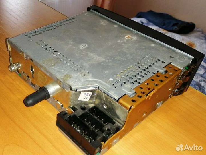 Автомагнитолла Peugeot