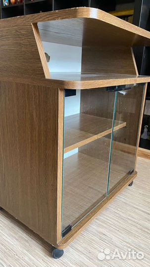 Тумба под тв