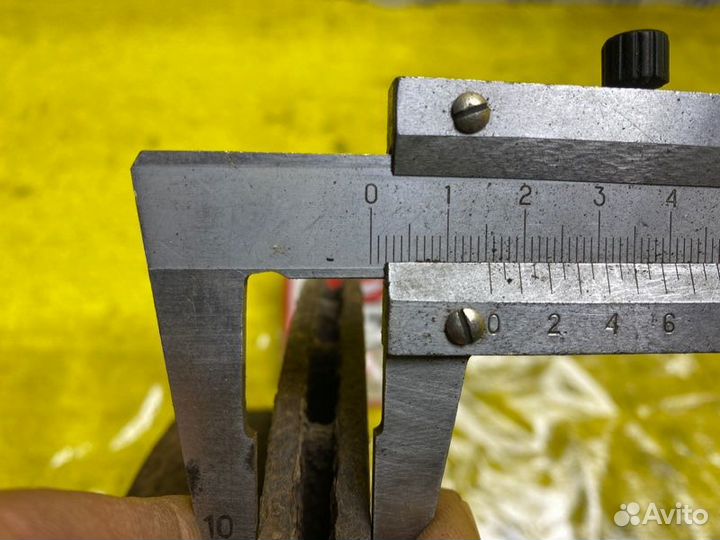 Тормозной диск задний левый Mazda Mpv lvlr WLT