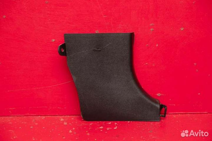 Накладка порога передняя правая Kia Ceed 1G G4FC