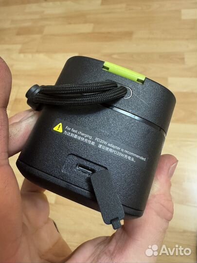 Зрядное устройство + два аккумулятора gopro 9-12