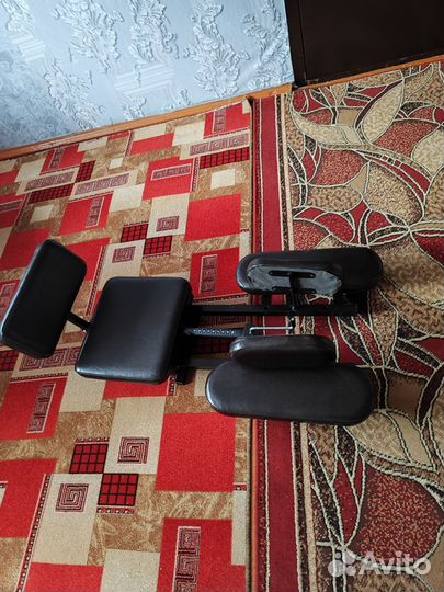 Тренажер для растяжки на шпагат