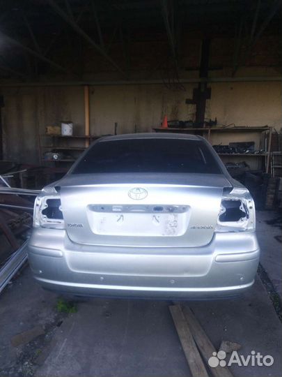 Запчасти на toyota avensis 250