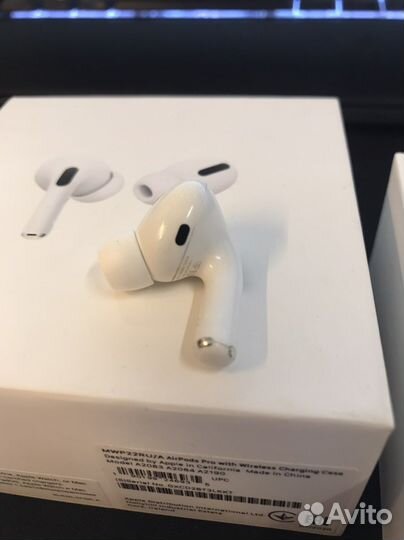 Airpods pro + левый наушник ориганал