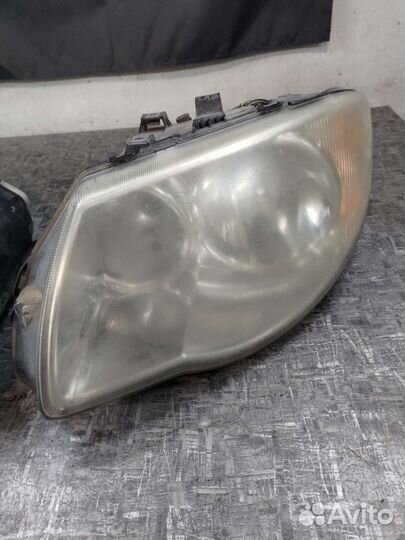 Фары Крайслер Вояджер караван 01-07г