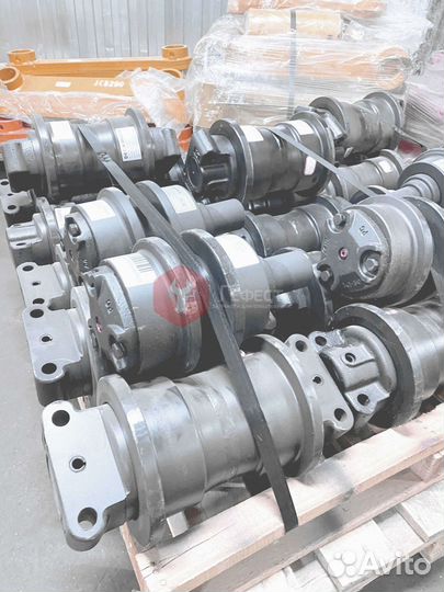 Каток поддерживающий 56960610