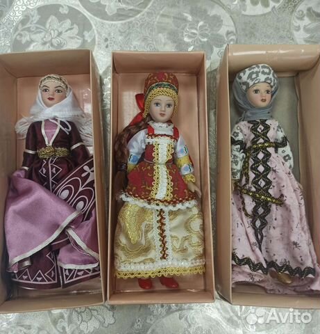 Коллекционные фарфоровые куклы / листайте фото