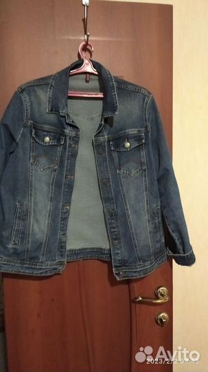 Джинсовая куртка