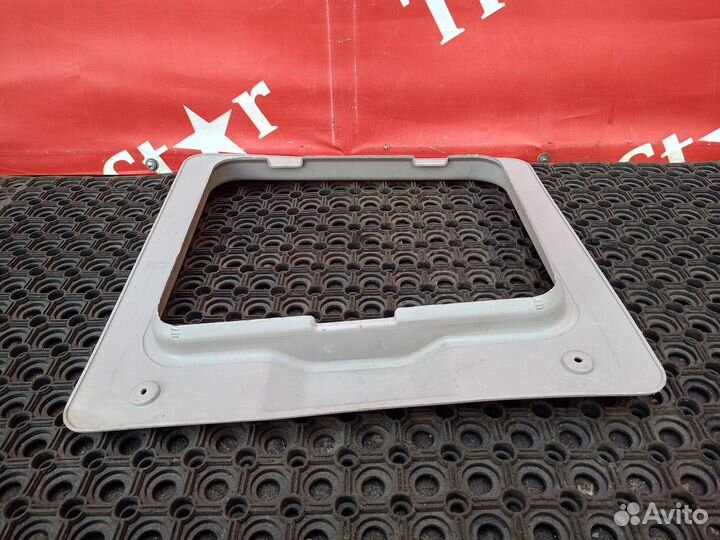 Рамка люка Volvo FH, Volvo FM