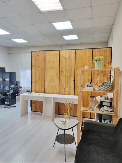 Офис с водой, 35 м²