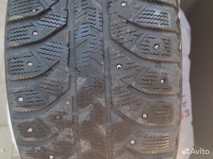 Bridgestone Ice Cruiser 7000 235/60 R16 100T