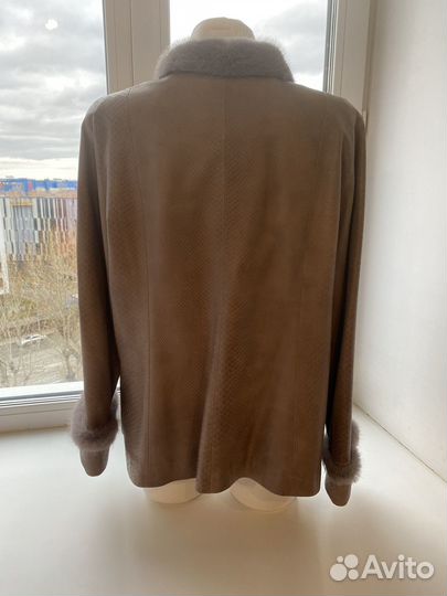 Куртка женская