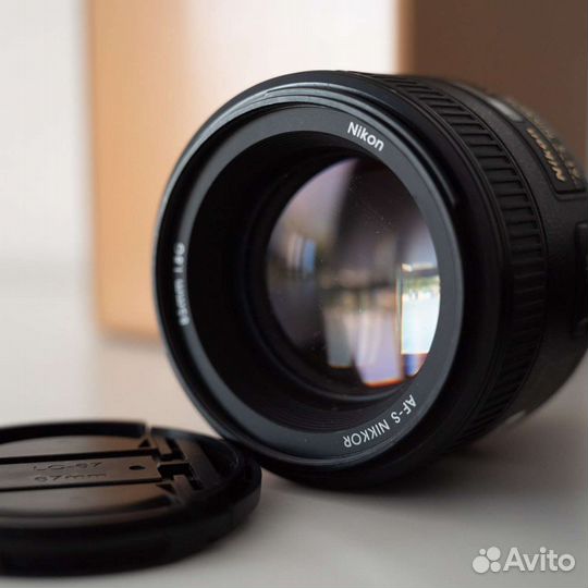Объектив Nikon 85mm f/1.8G AF-S Nikkor