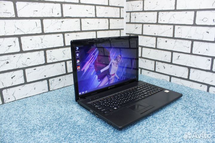 Ноутбук Lenovo. Подойдет для разных задач. Хороший