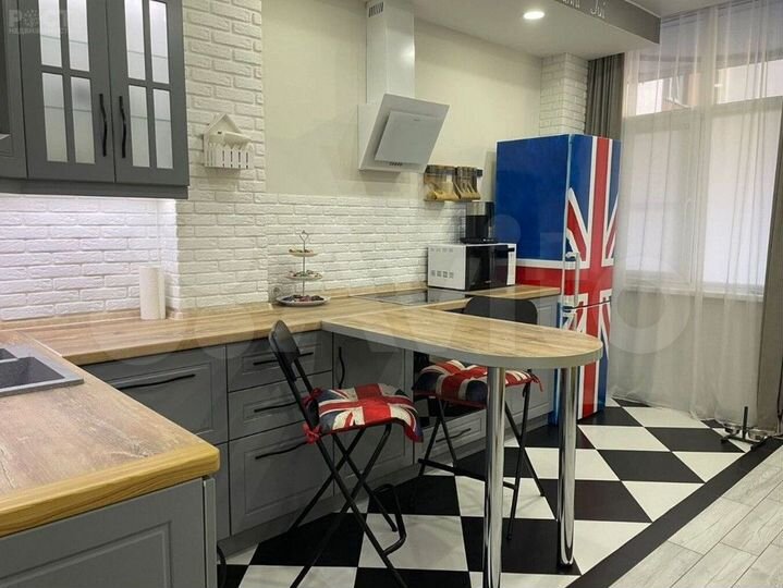 1-к. квартира, 33 м², 1/12 эт.