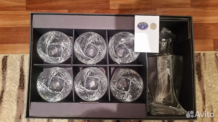 Набор графин и стаканы