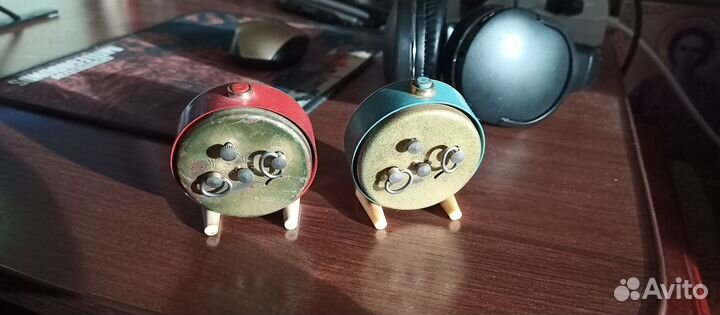 Часы будильник Слава 2 шт. СССР